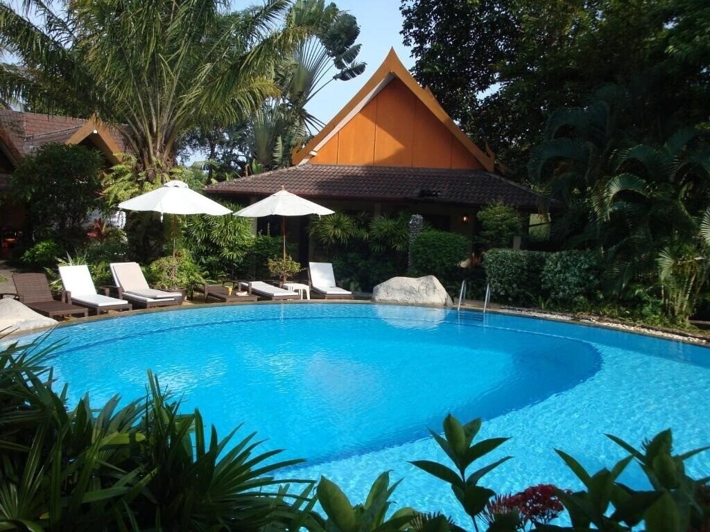 Отель Palm Garden Resort 3*