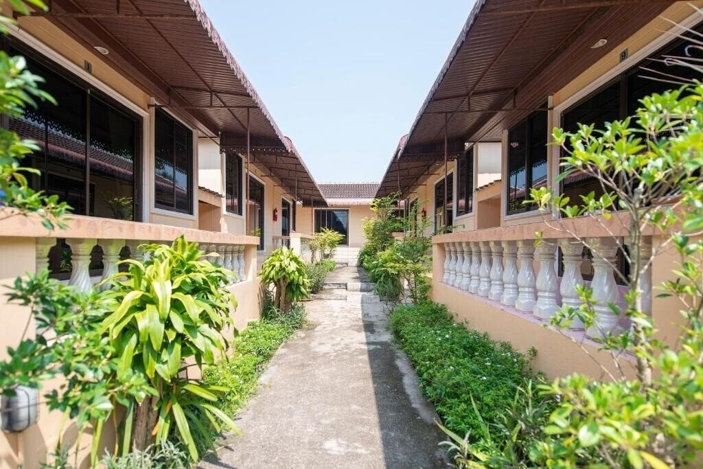 Oyo 325 Naiyang Cottage 3* қонақ үйі