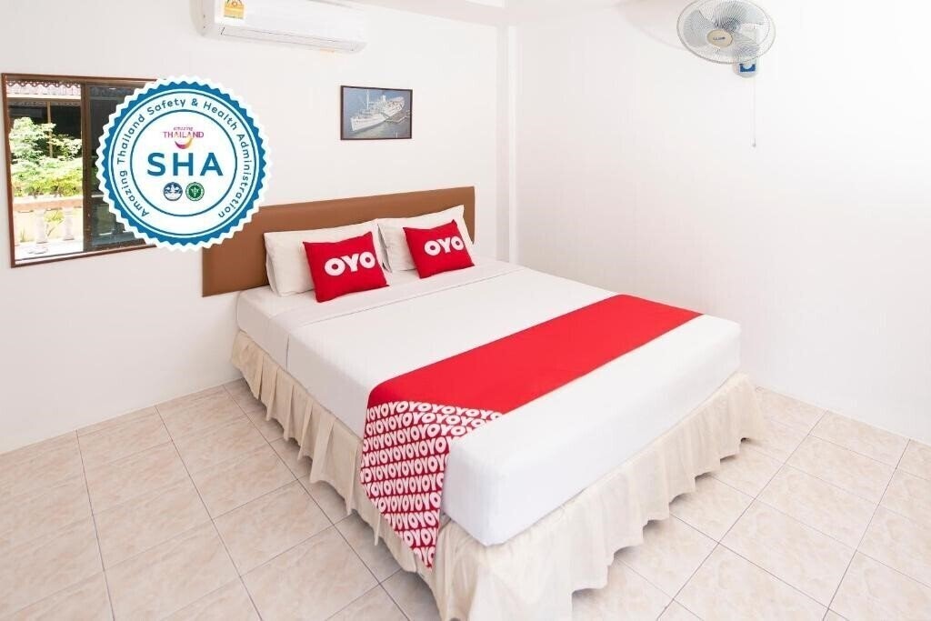 Фото Oyo 325 Naiyang Cottage 3*