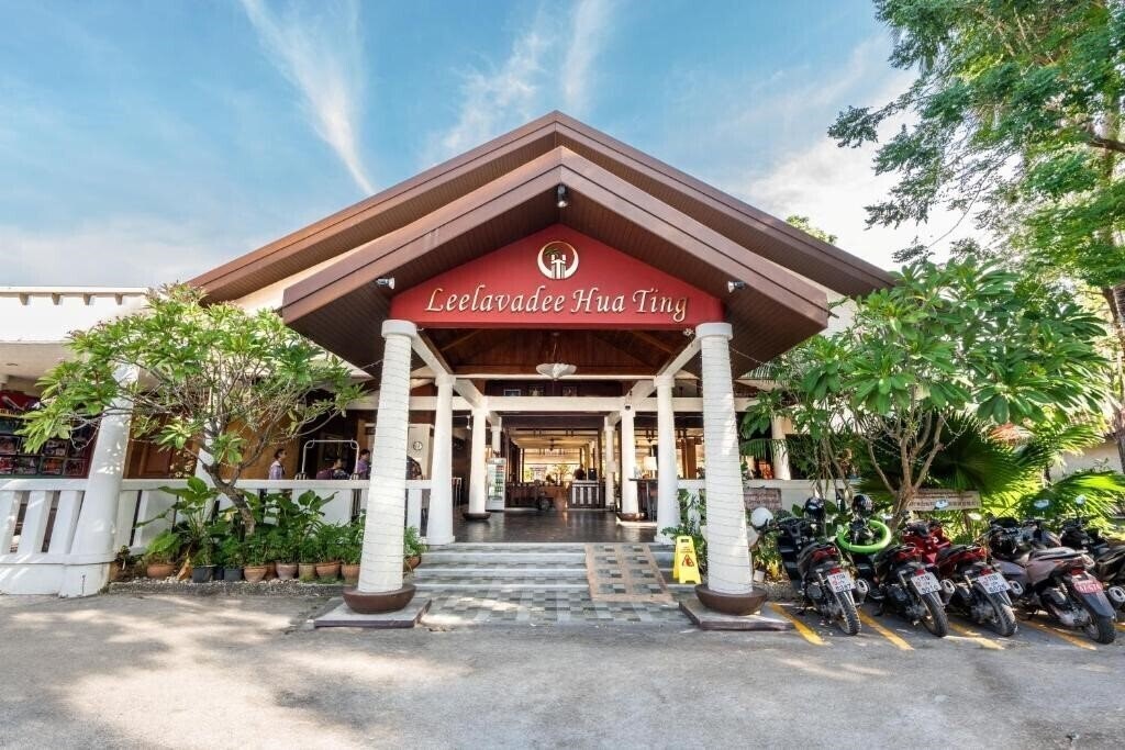 Фотография Phuket Leelavadee Hua Ting Resort 3*
