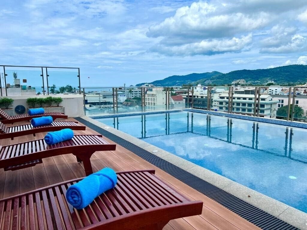Centro One Patong 3* қонақ үйі