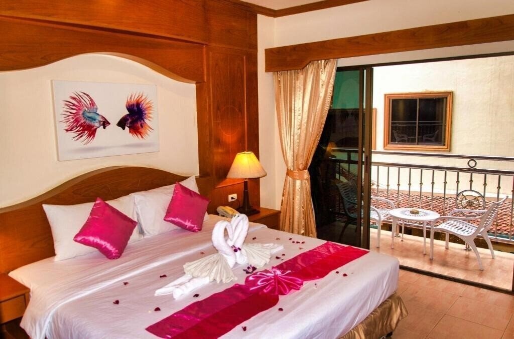 Фото Diva Patong Phuket 4*