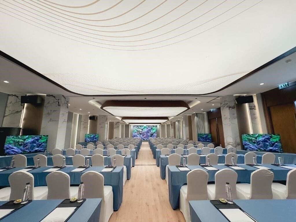 Фотография Laya Resort Phuket Island 5*