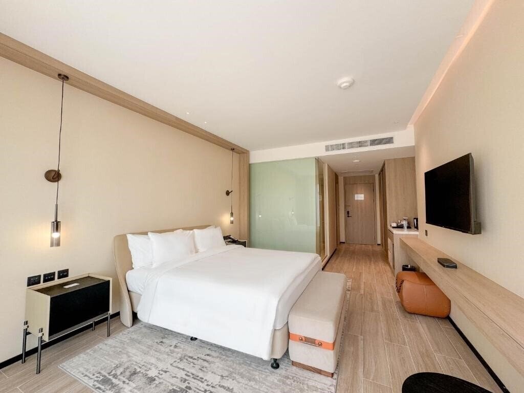 Изображение Laya Resort Phuket Island 5*