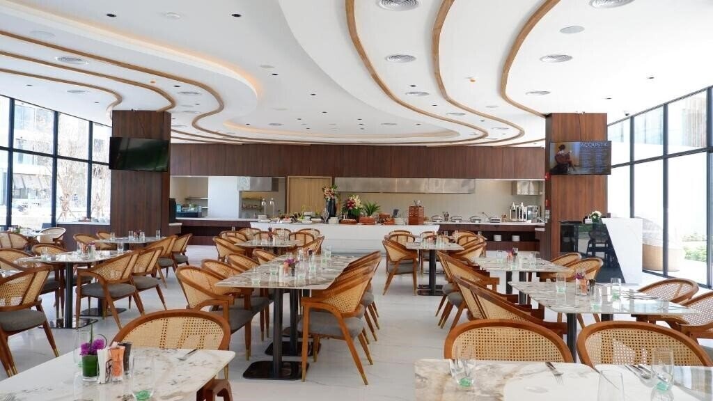 Laya Resort Phuket Island (ex. Wanda Vista Resort) 5* суреті