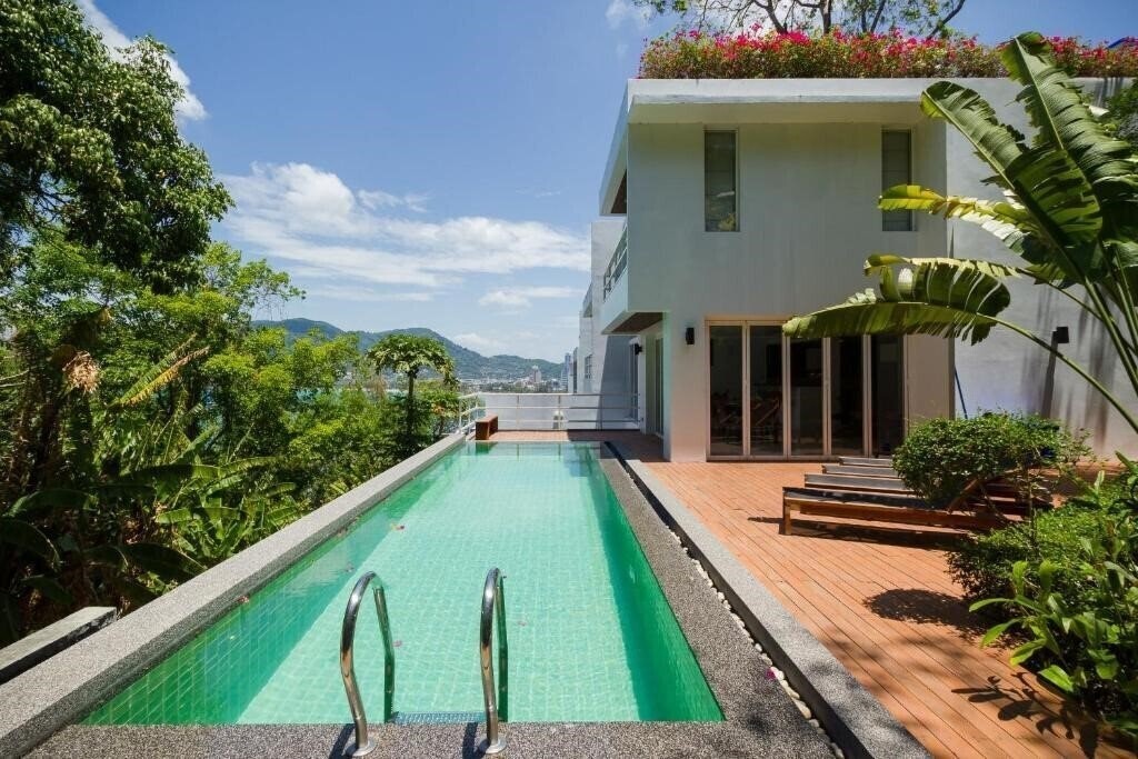Jirana Hotel Patong 5* фотосуреті