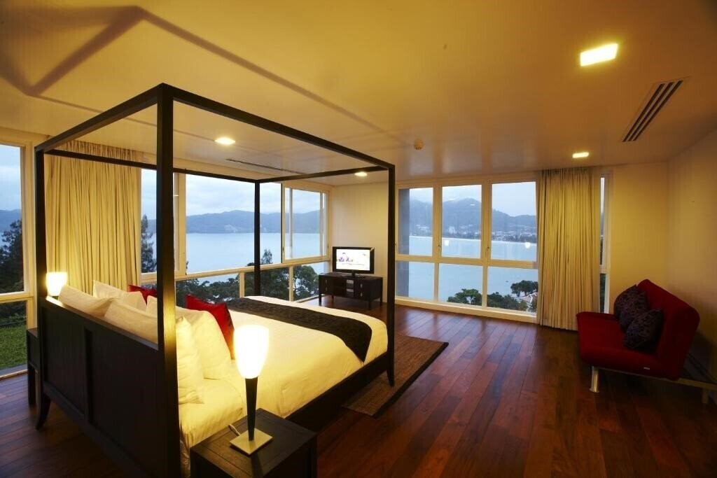 Картинка Jirana Hotel Patong 5*