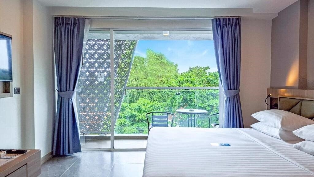 Clarian Hotel Patong Beach 4* суреті