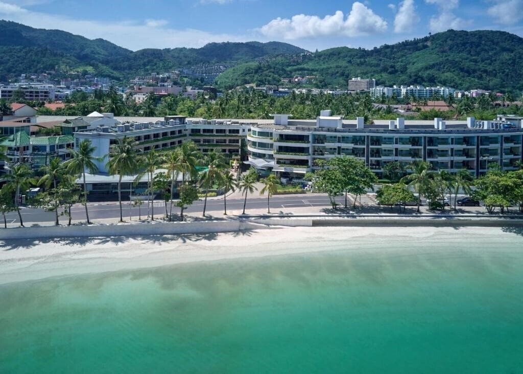 Отель Homm Bliss South Beach Patong 4*
