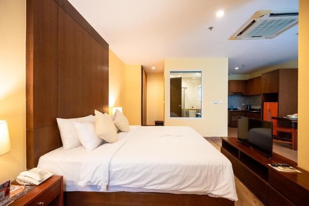 Картинка Elite Suites Hotel Patong 4*