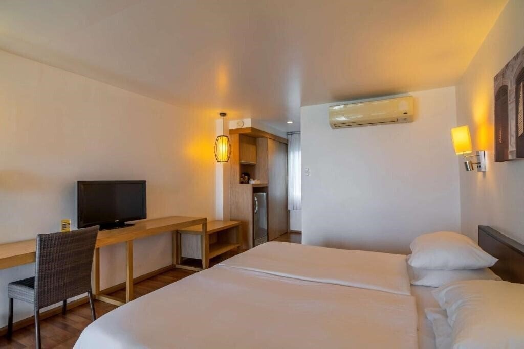 Изображение Best Western Phuket Ocean Resort 3*