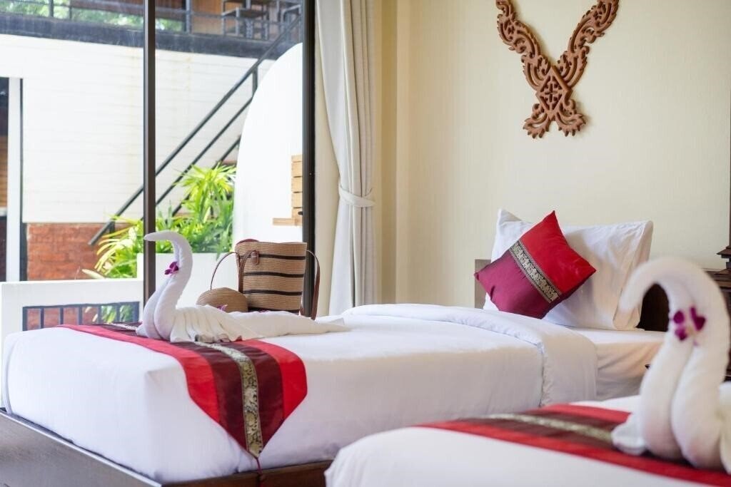 Фото JR Siam Kata Resort 3*
