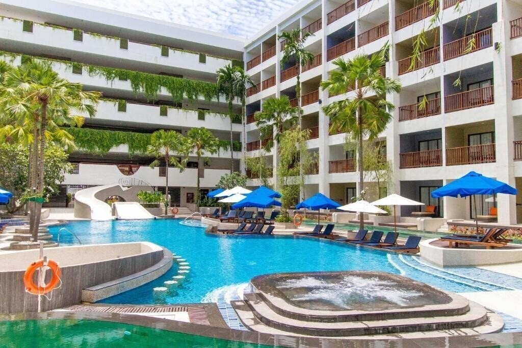 Deevana Plaza Phuket (ex. Mercure Phuket Deevana) 4* қонақ үйі
