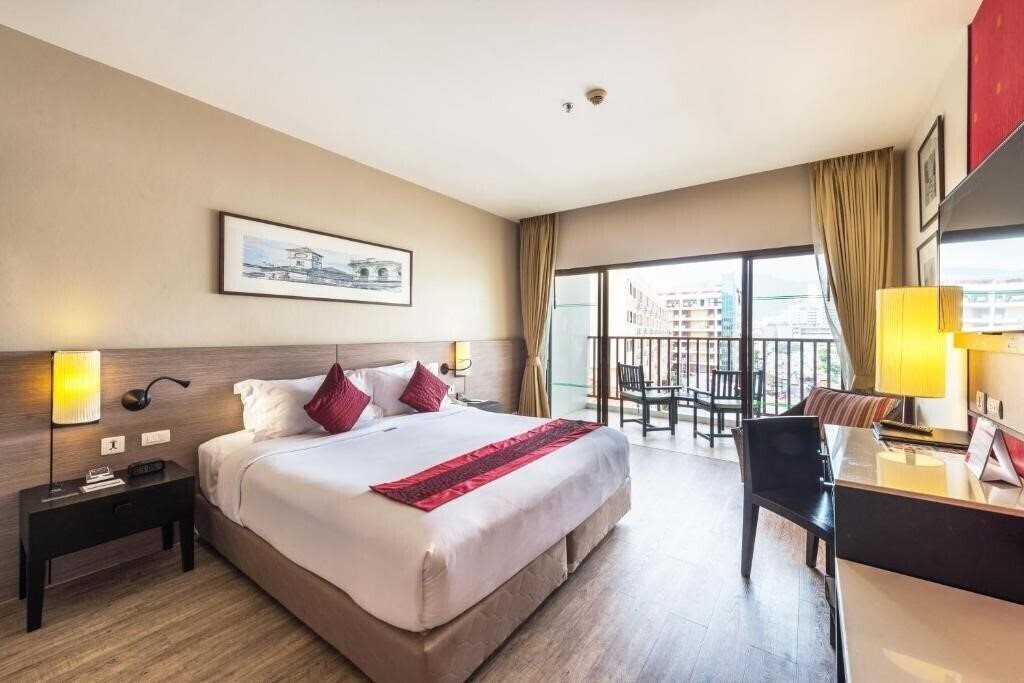 Deevana Plaza Phuket (ex. Mercure Phuket Deevana) 4* суреті