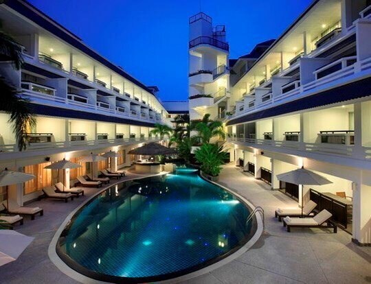 Отель Dusit D2 Phuket Resort (ex. Destination Patong Hotel & Spa) 4*