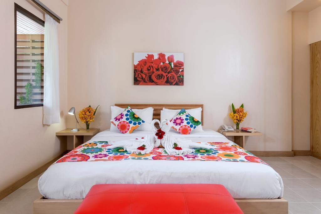 Eazy Resort 3* суреті