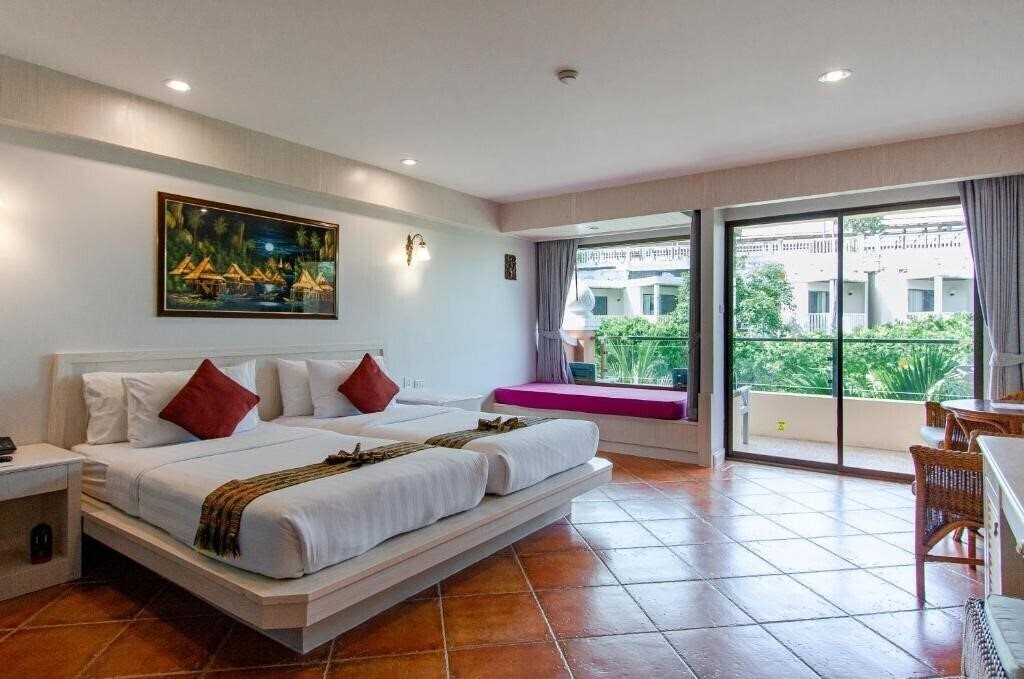 Karon Sea Sands Resort & SPA 4* суреті