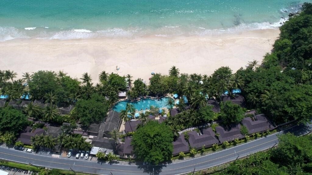 Andaman White Beach Resort 5* қонақ үйі