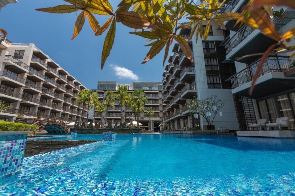 Картинка Baan Laimai Beach Resort 3*
