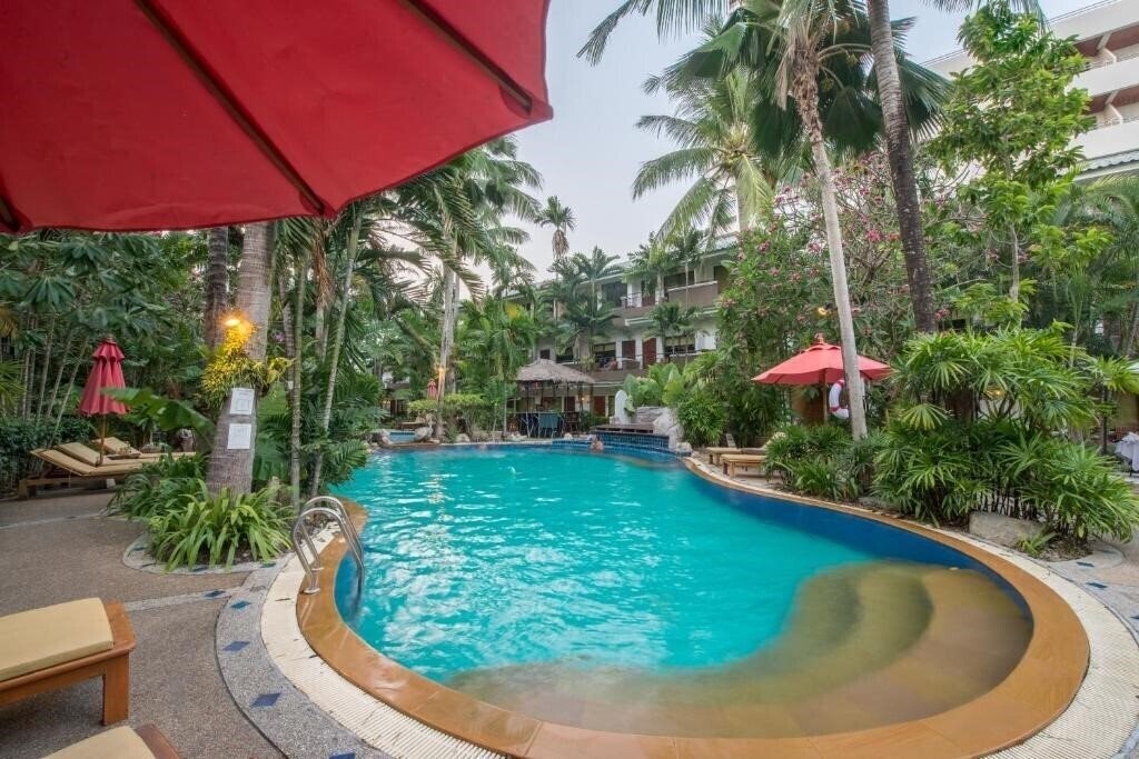 Фото The Viridian Resort Patong 3*