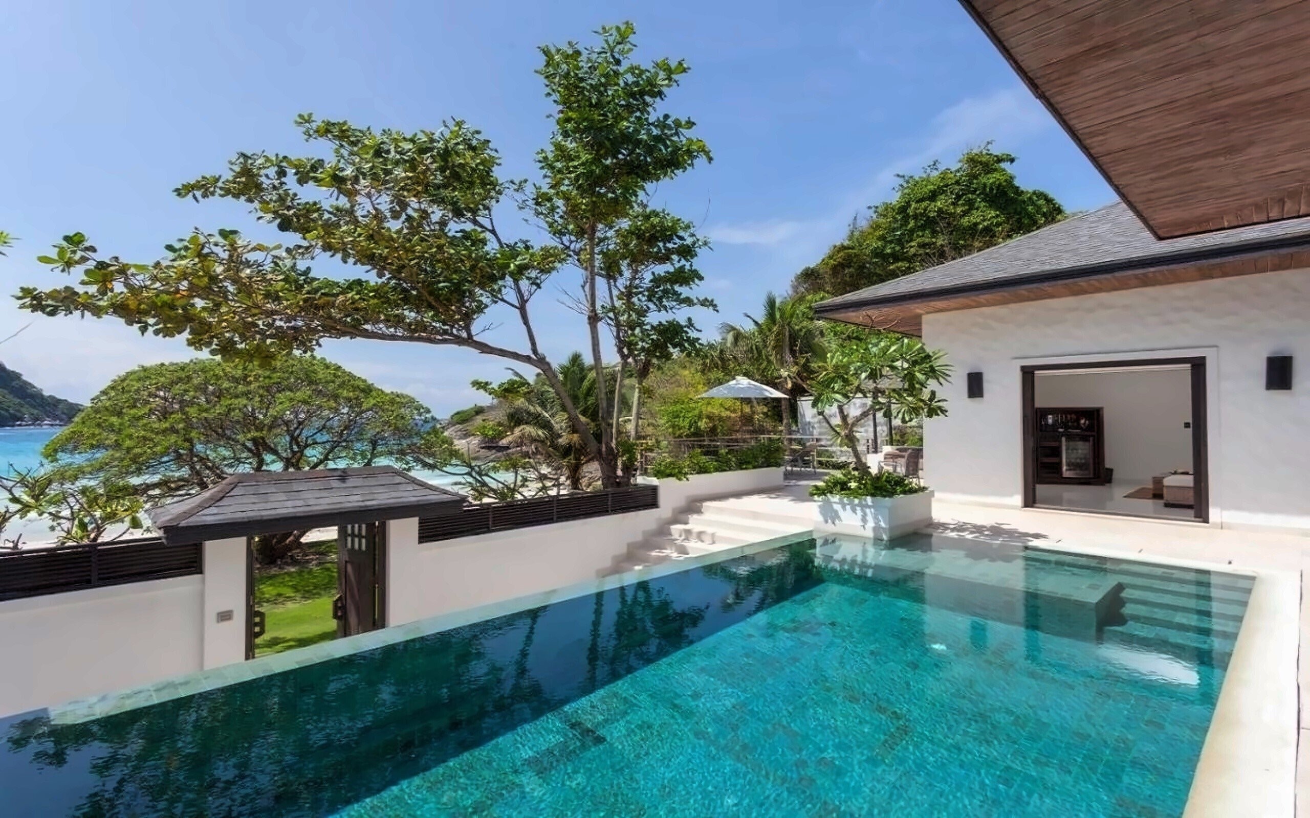 The Racha Resort 5* фотосуреті