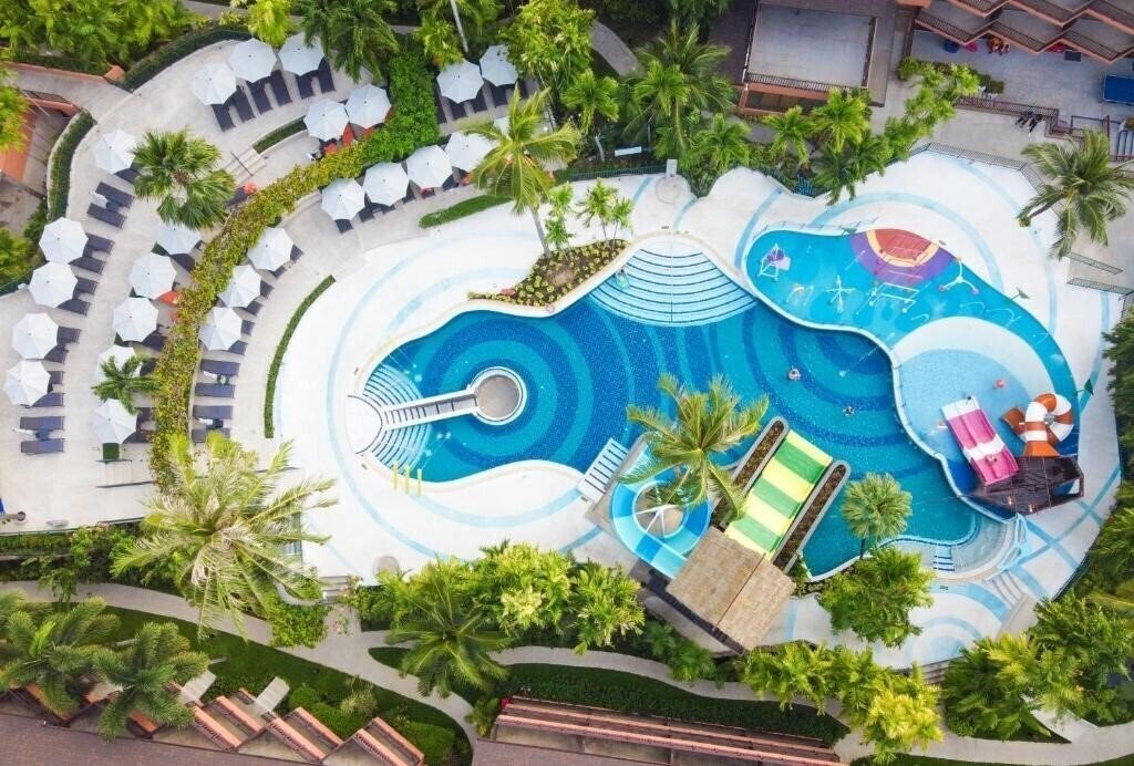 Изображение Courtyard by Marriott Phuket, Patong Beach Resort 4*