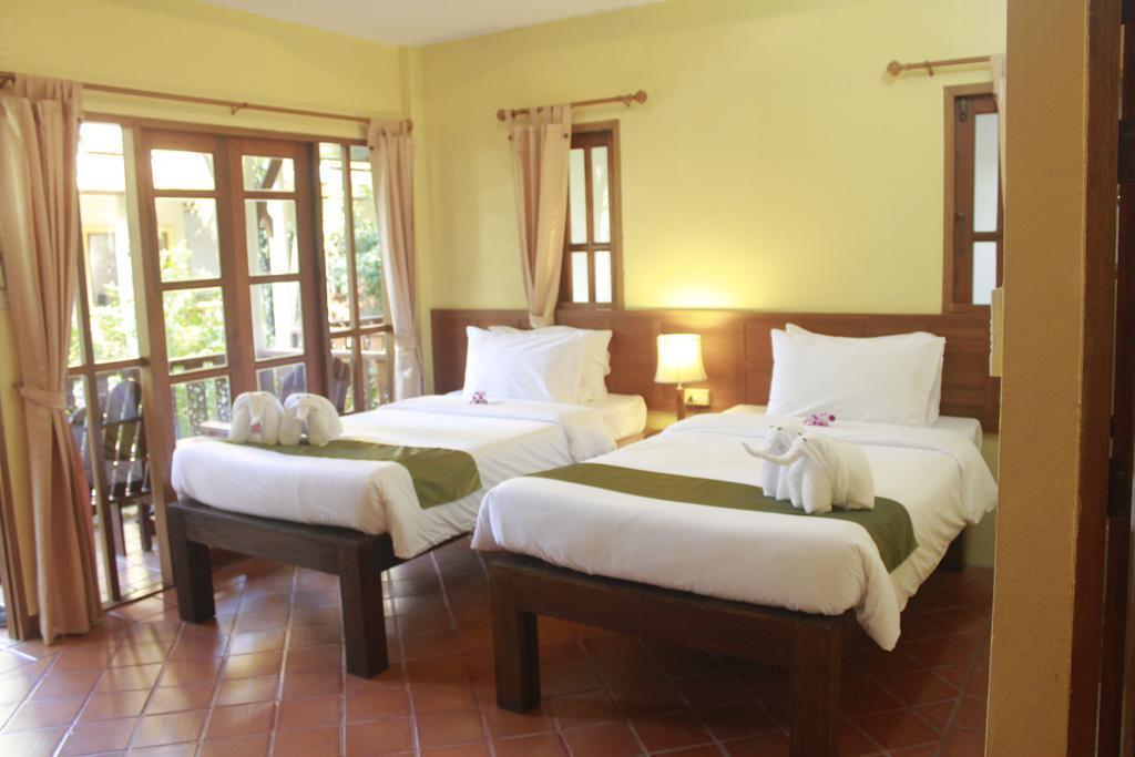 Bangtao Village Resort 3* фотосуреті