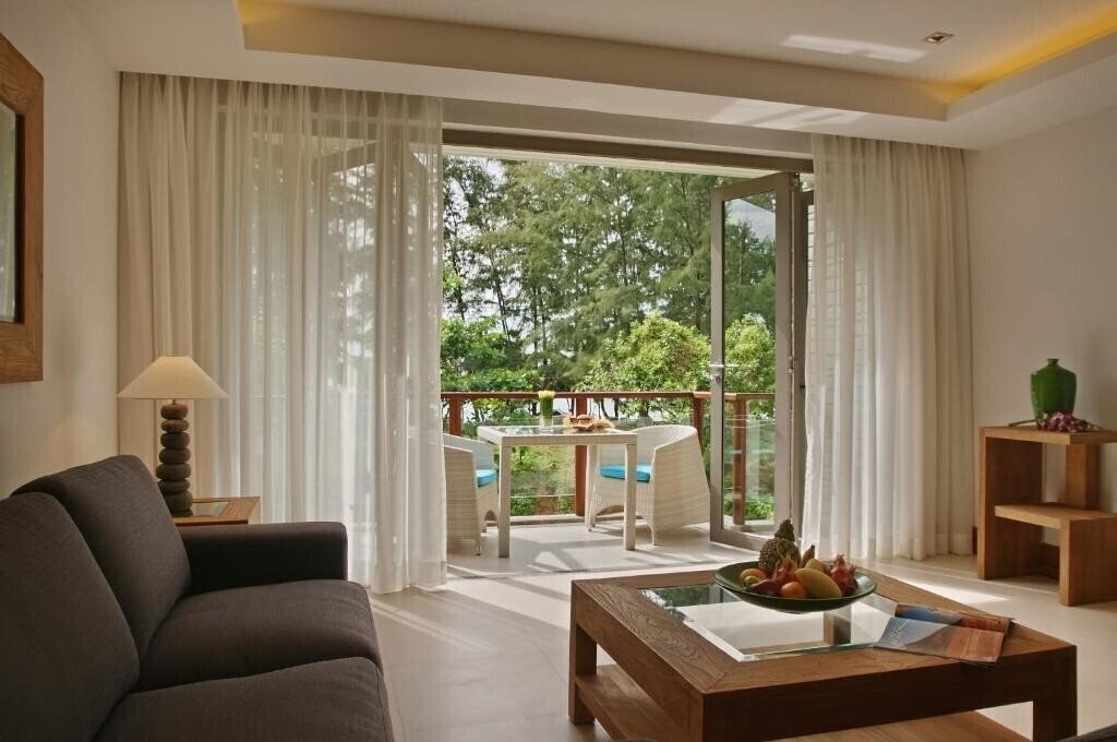 Pearl Of Naithon 4* суреті