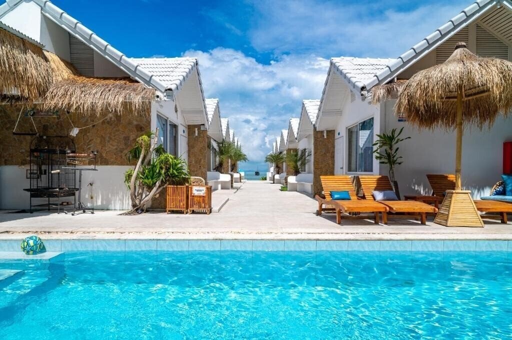Отель Kinnaree Resort 2*