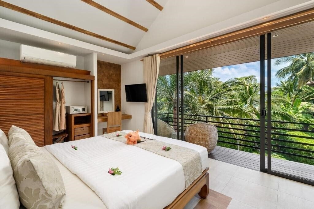Изображение Khwan Beach Resort 4*