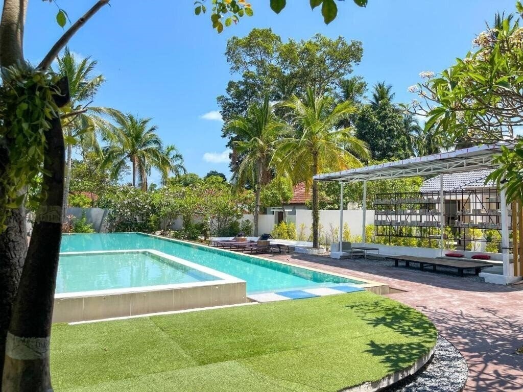 Фотография The Living Pool Villas 3*