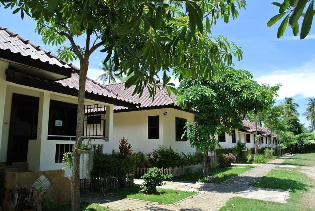 Отель Baan Suan Bophut 3*