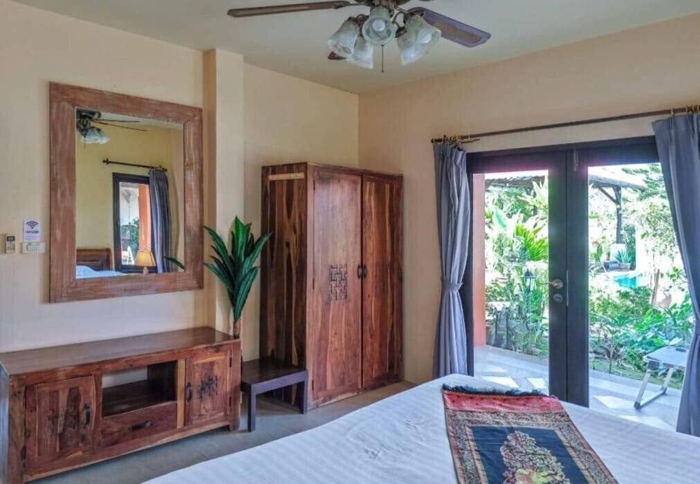 Фото Baan Tropicana 3*