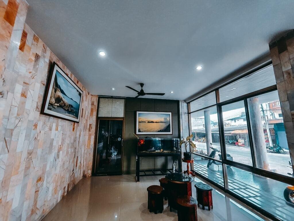 Win Hotel 2* суреті