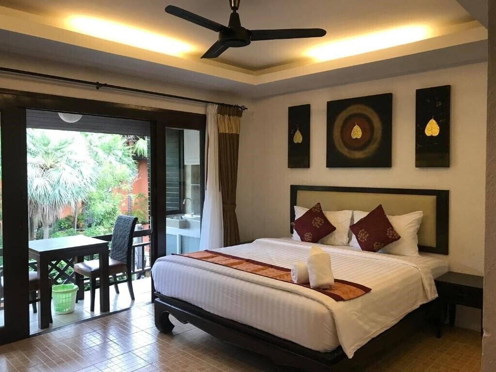 Отель Arina Boutique Residence 3*