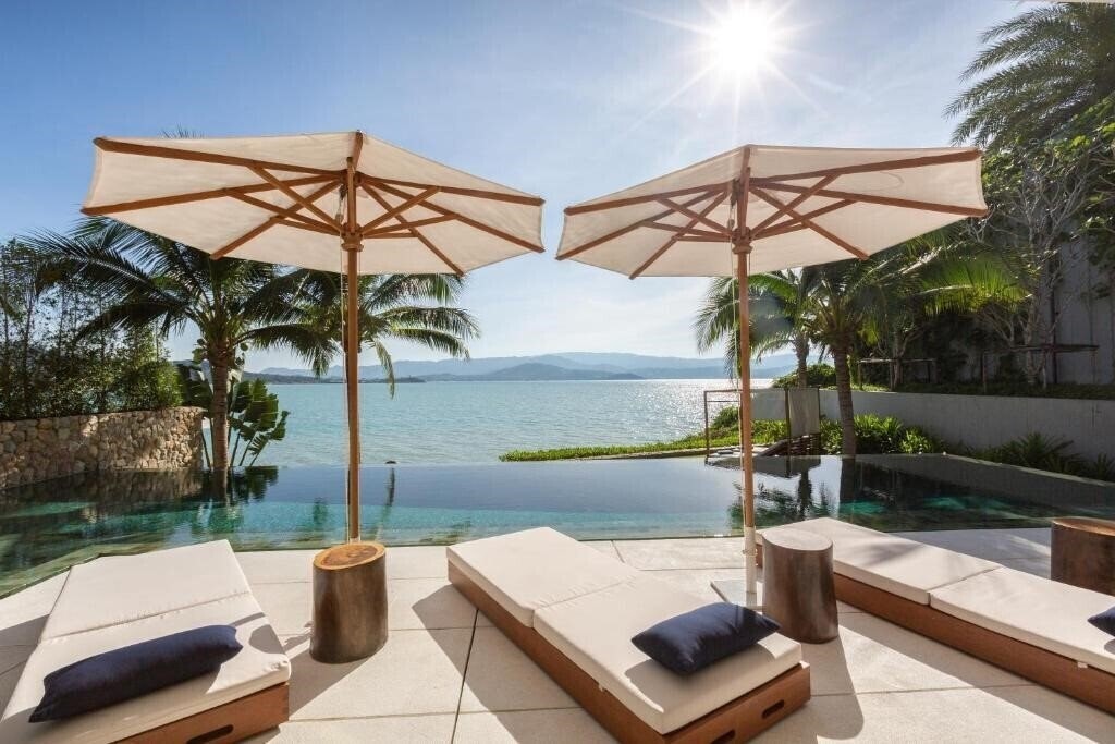 Отель Kerem Luxury Beachfront Villas 5*