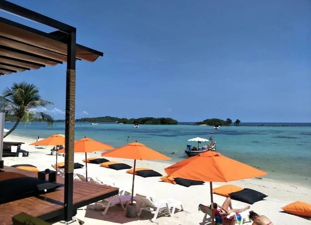 Отель Chaweng Chalet 2*