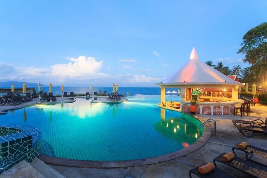 Фото Samui Buri Beach Resort & SPA 4*