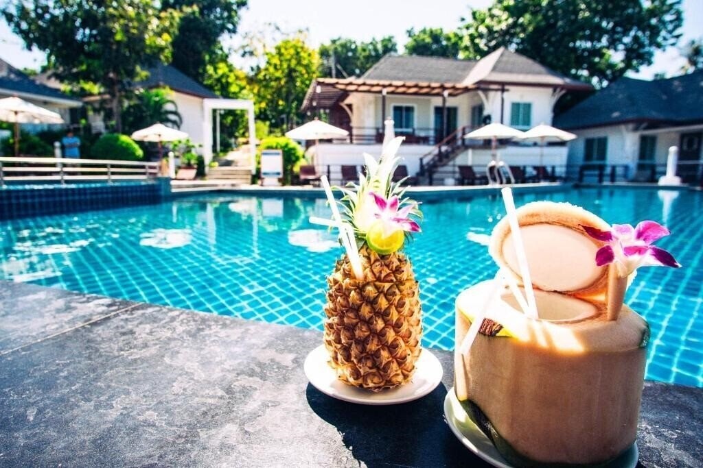 Al's Laemson Resort 3* суреті