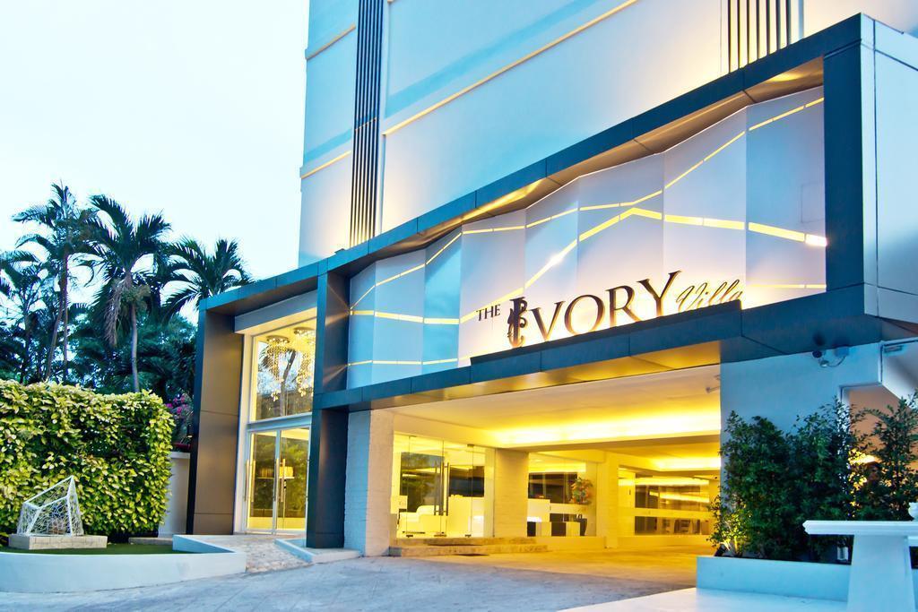 Отель The Ivory Villa 3*