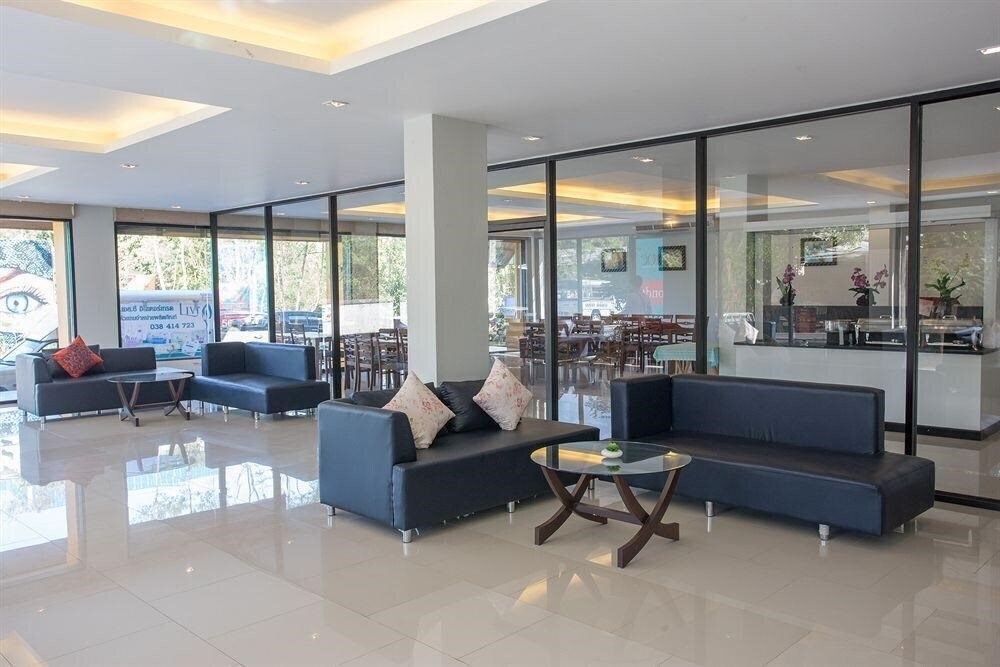 R-Con Mansion 2* қонақ үйі