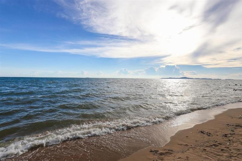 Фото R-Con Rest Sea Jomtien (ex. Glow Jomtien Beach Chaiyapruek) 3*