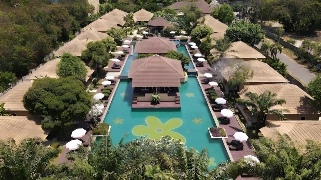 Отель East Sea Resort Paradise 3*