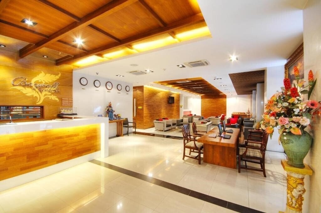 Отель Baywalk Residence Pattaya 3*