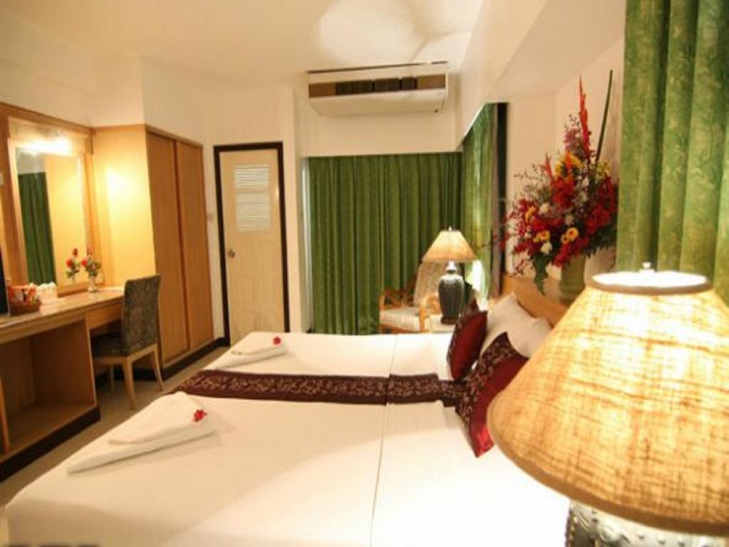 Eastiny Inn Hotel 3* фотосуреті