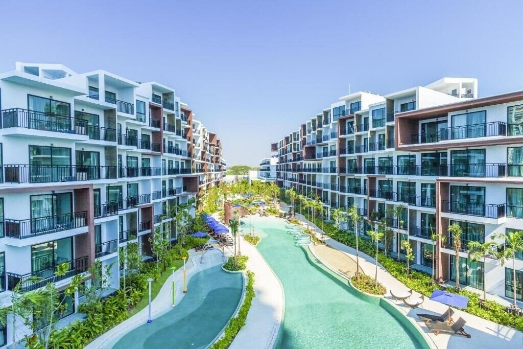 Отель Centara Life Maris Resort Jomtien 4*