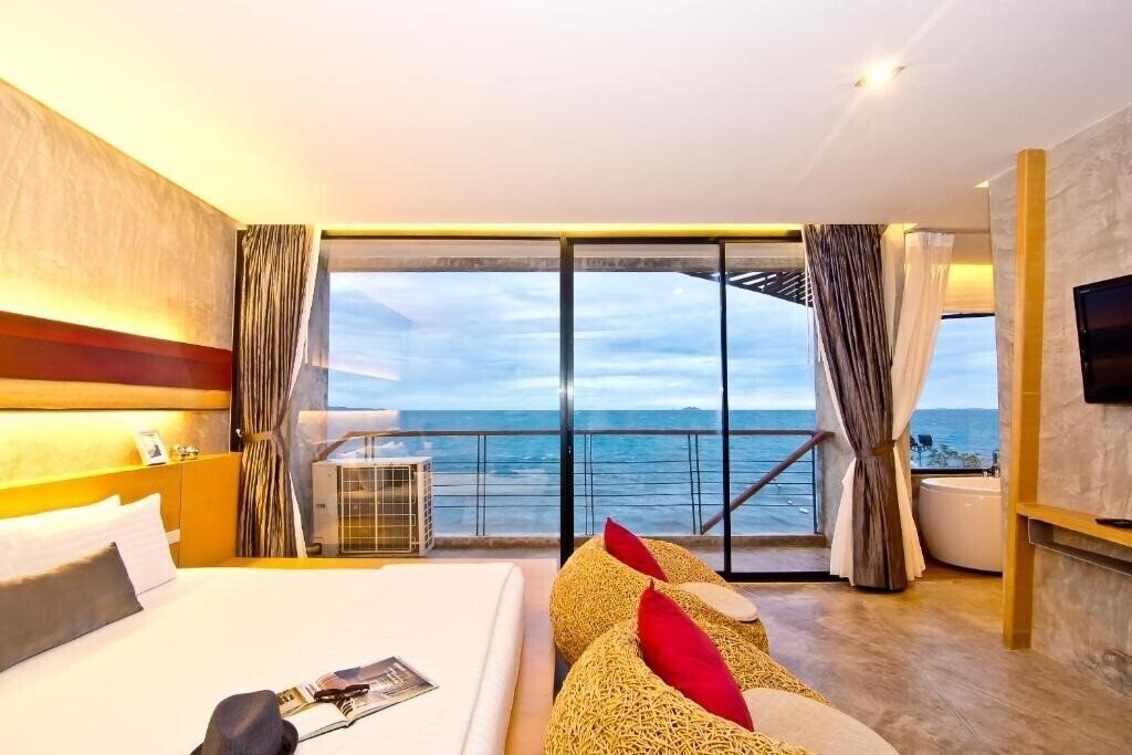 The Now Jomtien Beach Hotel 4* қонақ үйі