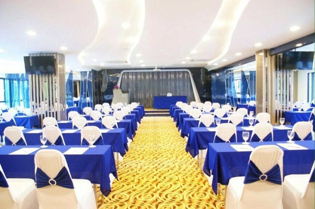 Фото Blue Boat Design 4*