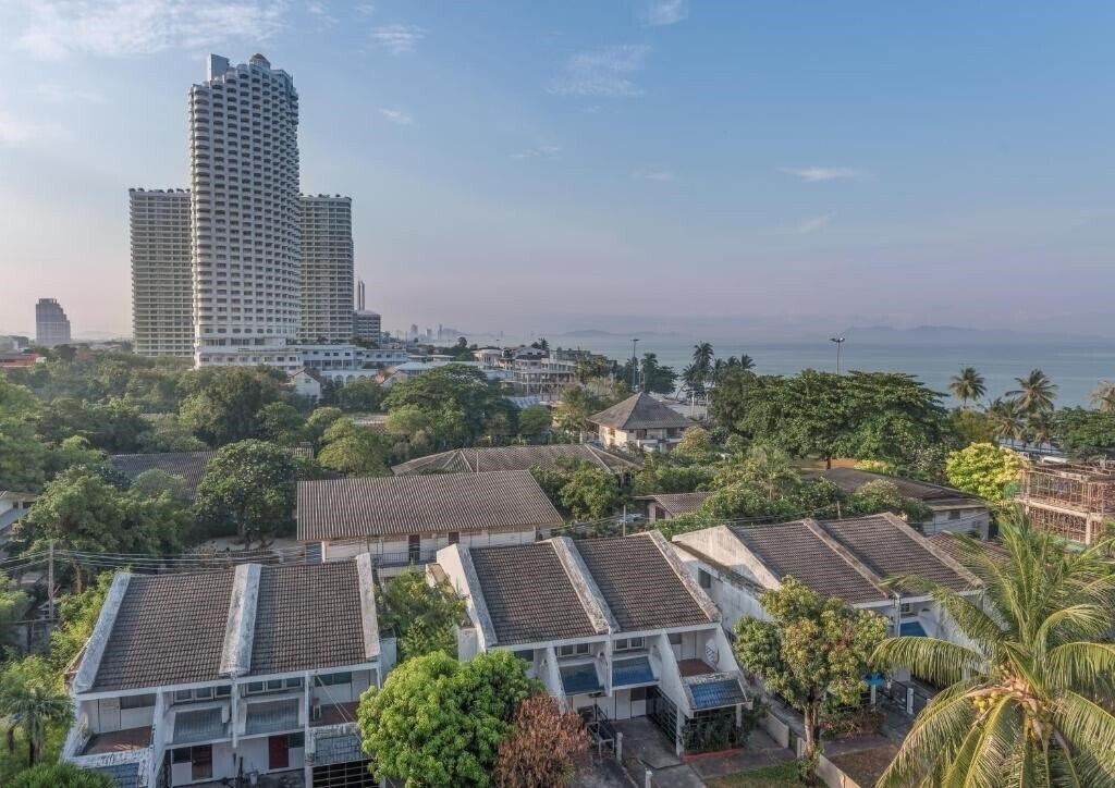 Sea Crest By Jomtien 4* суреті