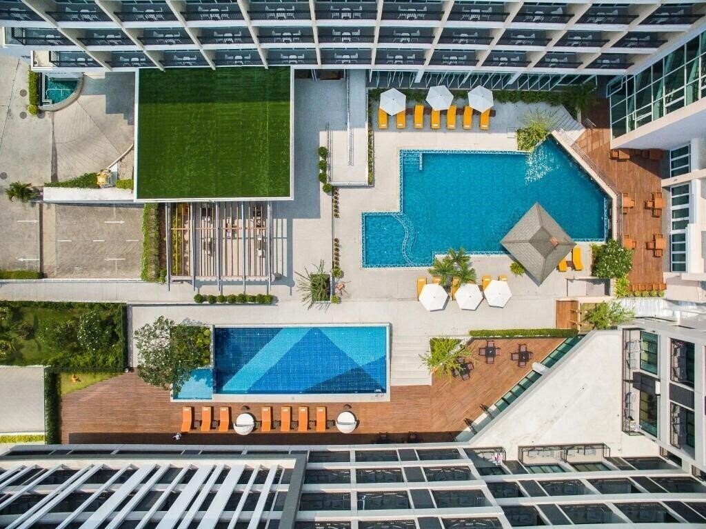 Hotel J Pattaya (ex. Hotel J) 4* суреті